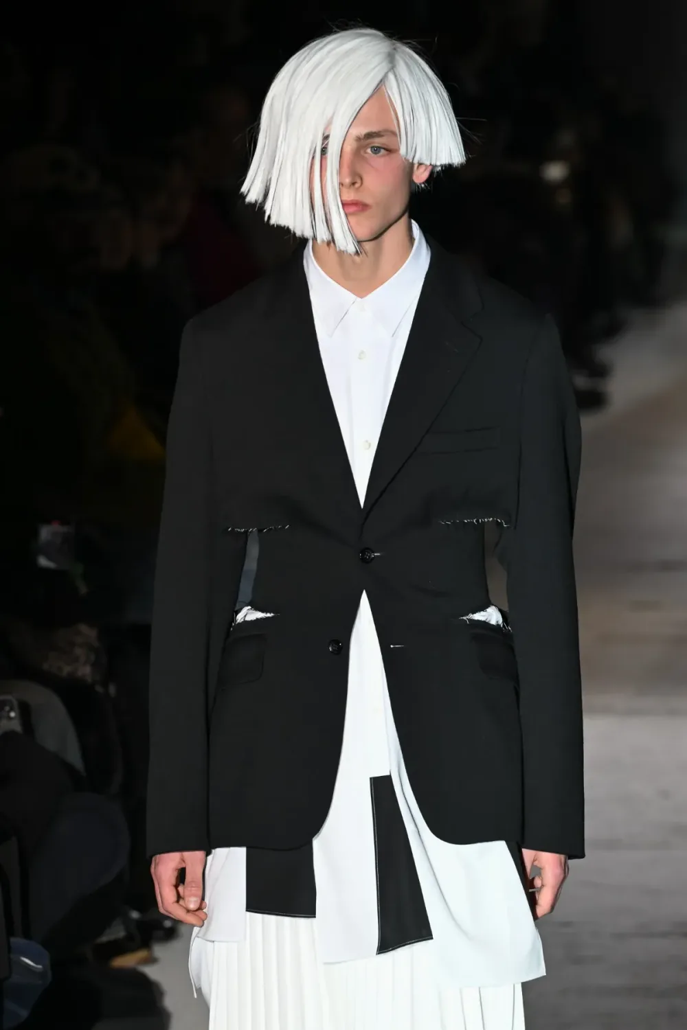 コムデギャルソンオムプリュス 2024年秋冬 LOOK 6 / VIEW 2