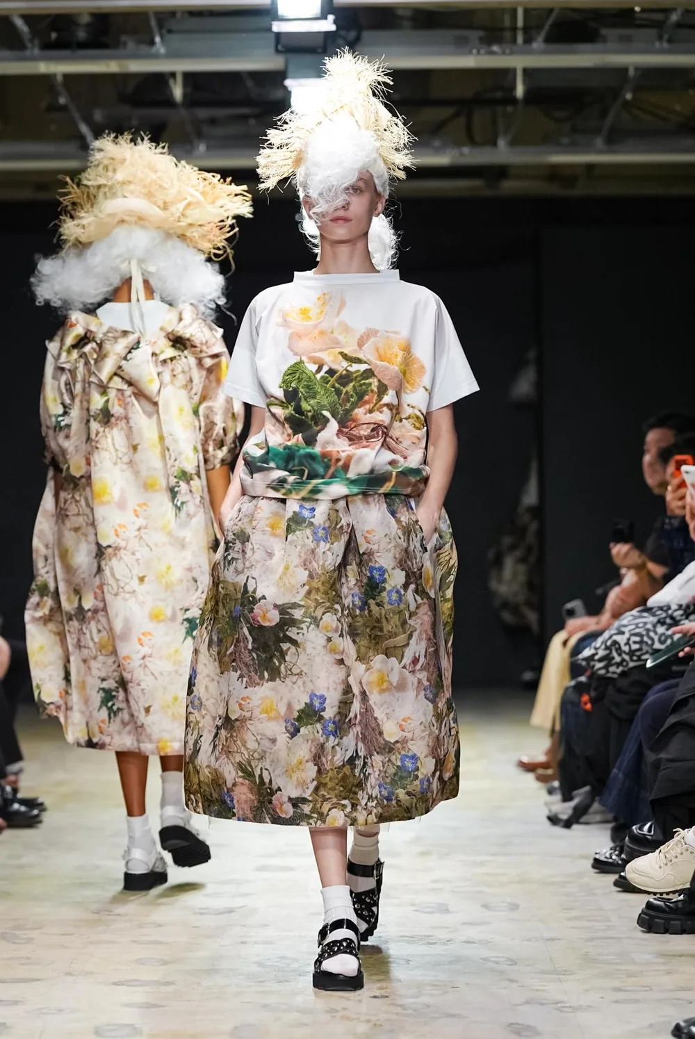タオ 2027年春夏 LOOK 44