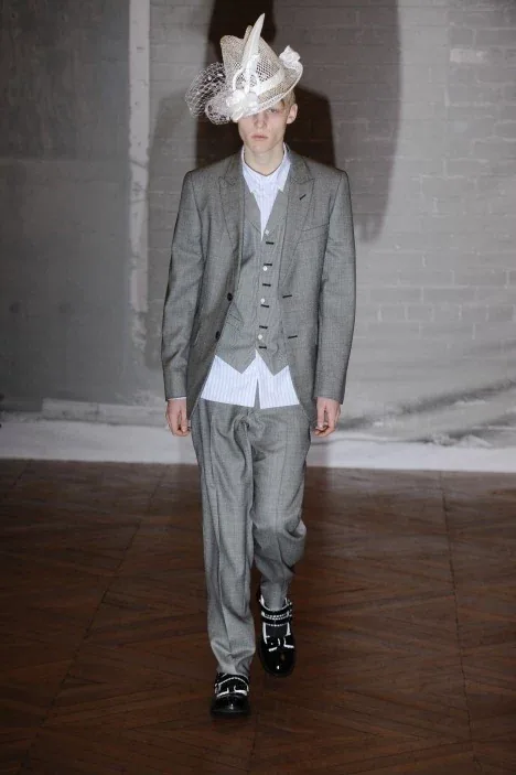 コムデギャルソンオムプリュス 2009秋冬 LOOK 35