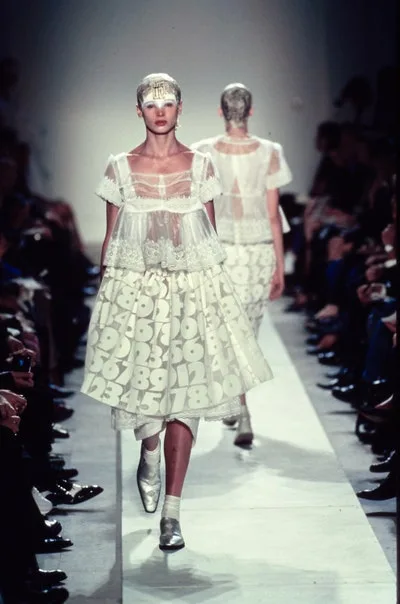 コムデギャルソン 2002春夏 LOOK 30
