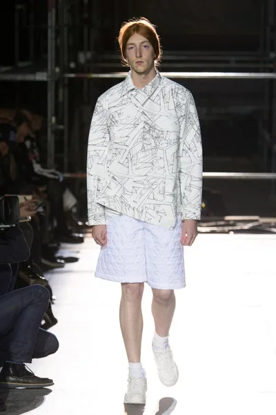 コムデギャルソンオムプリュス 2018秋冬 LOOK 18