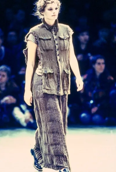 コムデギャルソン 1994秋冬 LOOK 39