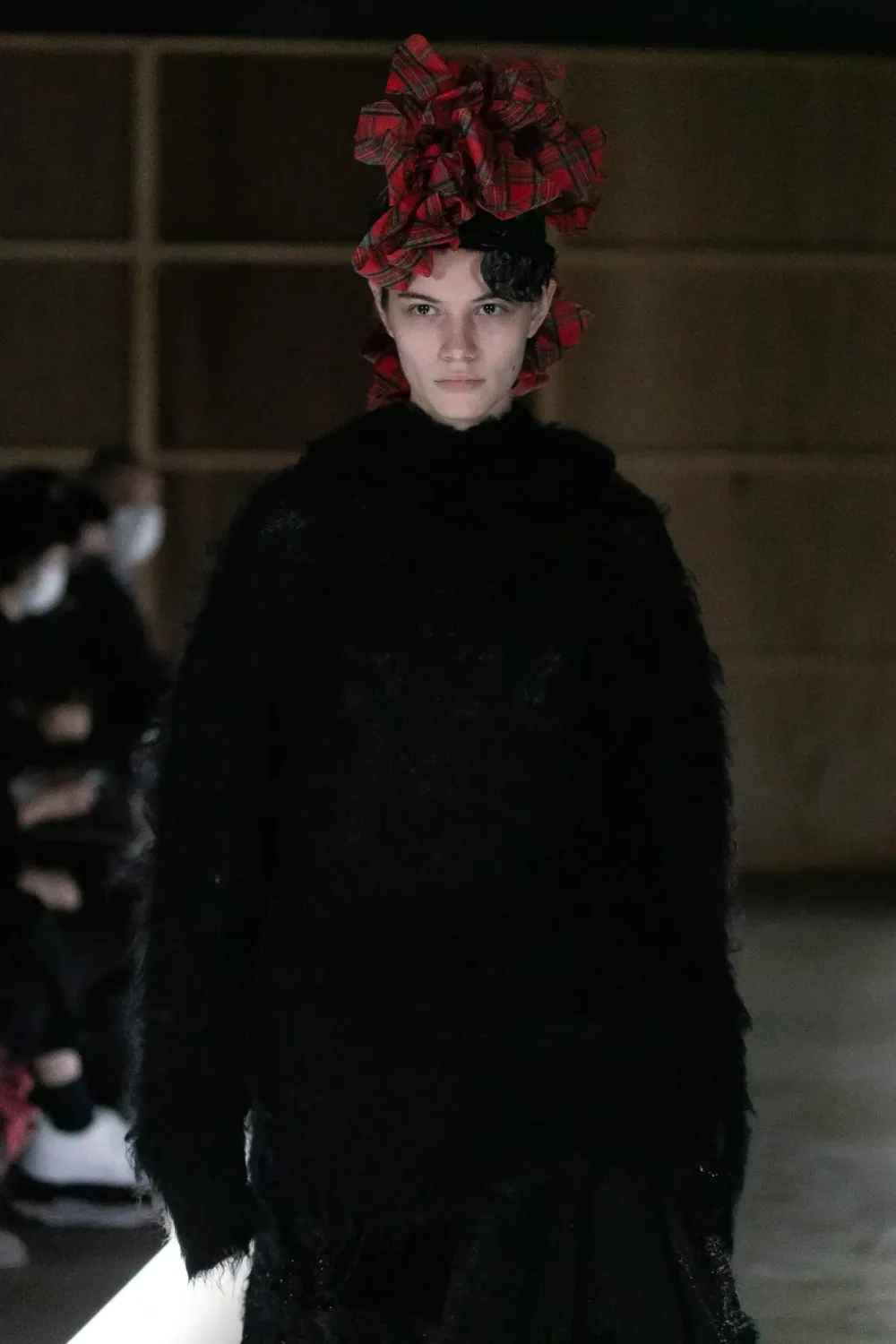 タオ 2023年秋冬 LOOK 13 / VIEW 2