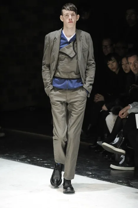 コムデギャルソンオムプリュス 2010秋冬 LOOK 24