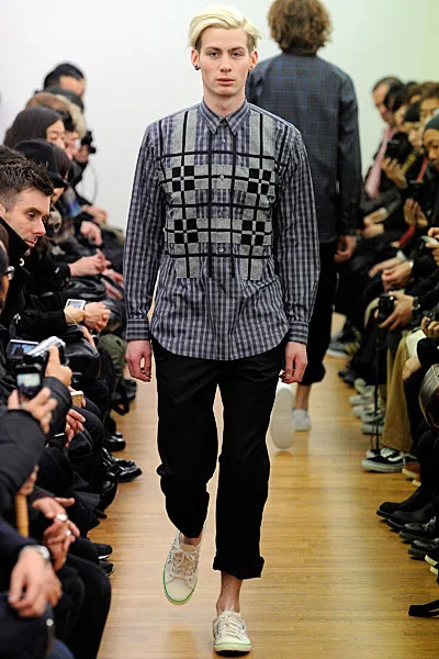 コムデギャルソンシャツ 2010秋冬 LOOK 36