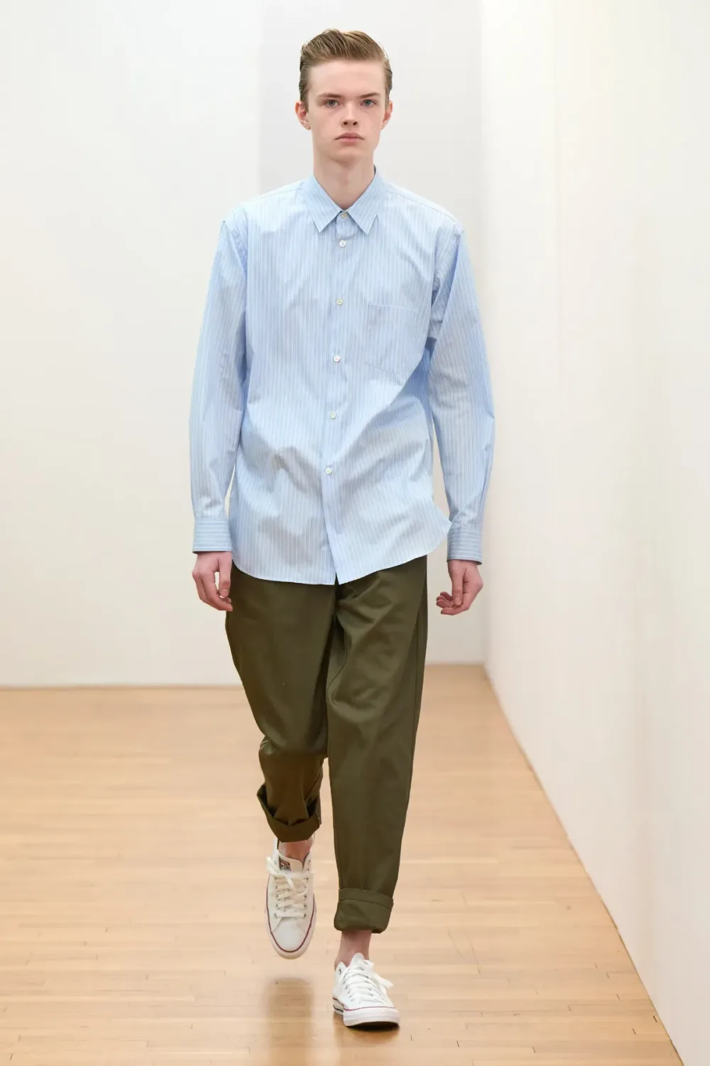 SHIRT 2024 AWの同シーズン掲載写真。