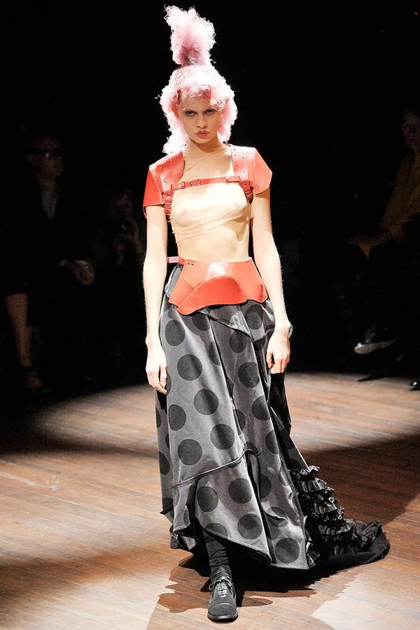 コムデギャルソン 2010春夏 LOOK 37