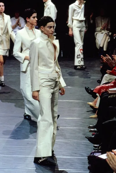 コムデギャルソン 2000秋冬 LOOK 60