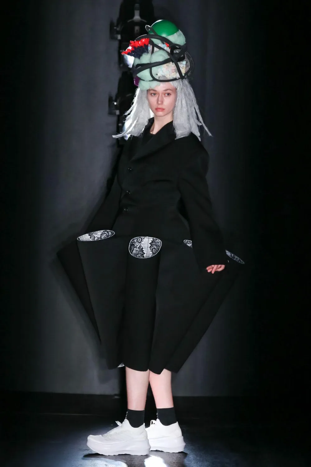 コムデギャルソン 2022年秋冬 LOOK 13 / VIEW 5
