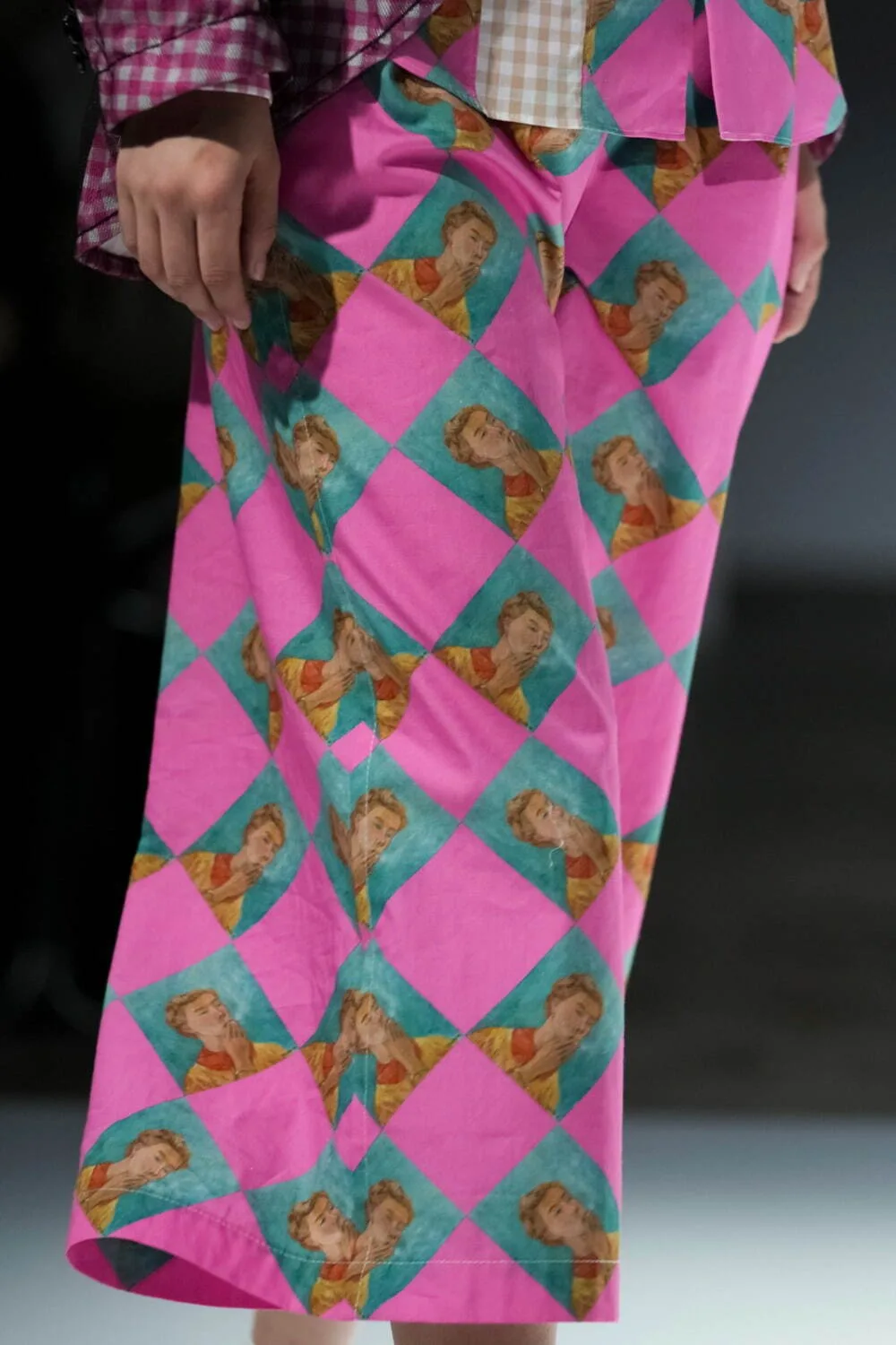 タオ 2025年春夏 LOOK 3 / VIEW 3
