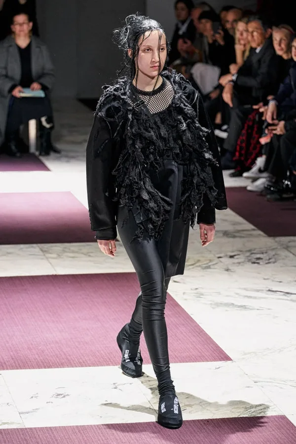 コムデギャルソン 2019秋冬 LOOK 26