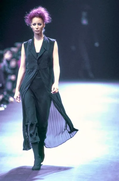 コムデギャルソン 1992秋冬 LOOK 7