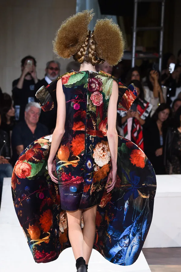 コムデギャルソン 2018春夏 LOOK 13 / VIEW 3