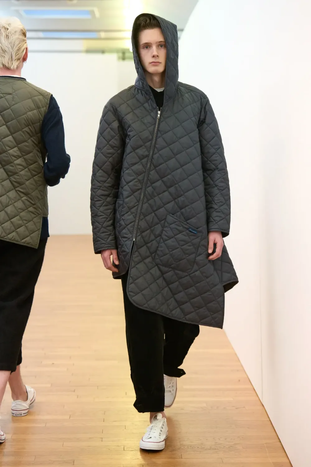 コムデギャルソンシャツ 2024年秋冬 LOOK 42