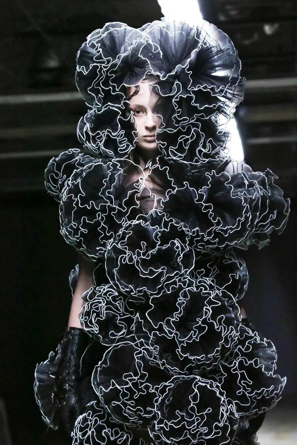 ノワールケイニノミヤ 2022年秋冬 LOOK 24 / VIEW 2