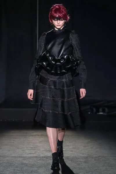 ノワールケイニノミヤ 2019秋冬 LOOK 15
