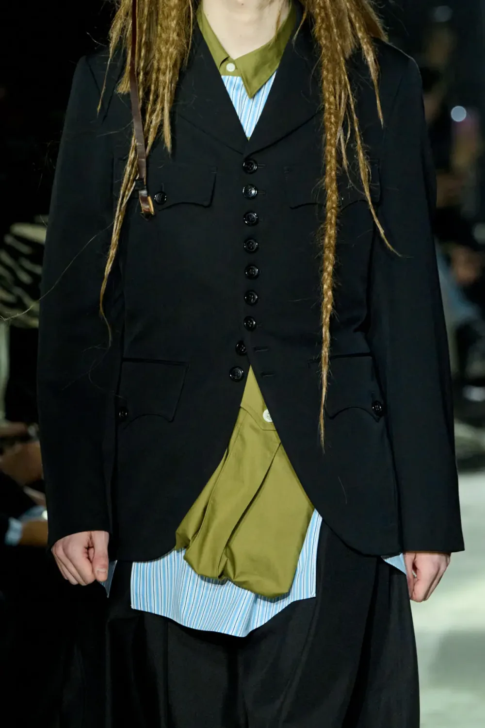 コムデギャルソンオムプリュス 2025年秋冬 LOOK 16 / VIEW 3