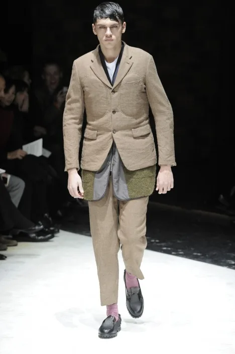 コムデギャルソンオムプリュス 2010秋冬 LOOK 17
