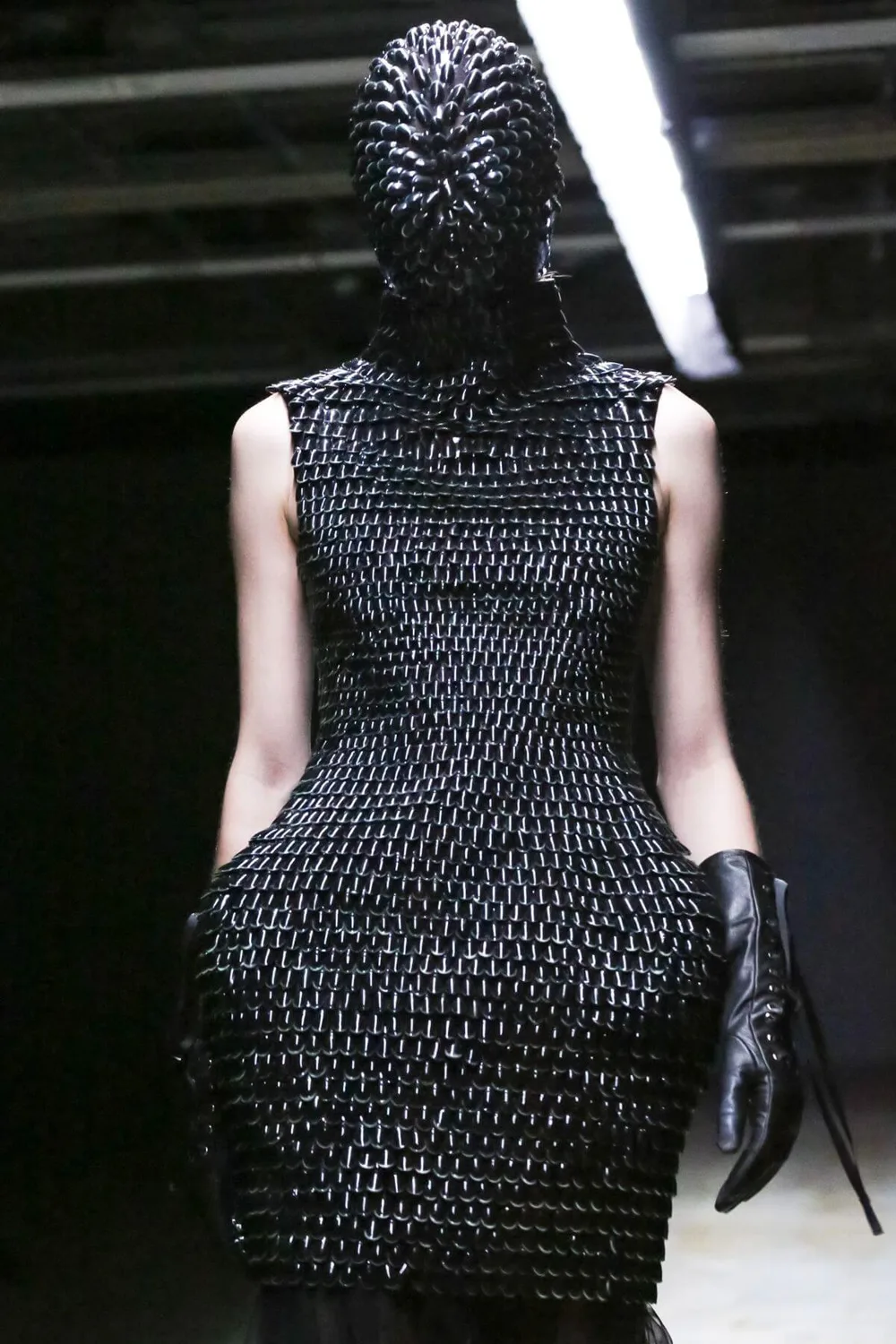 ノワールケイニノミヤ 2022年秋冬 LOOK 26 / VIEW 2