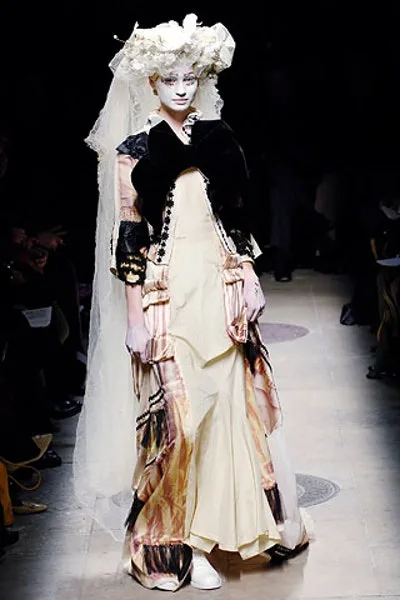 コムデギャルソン 2005秋冬 LOOK 17