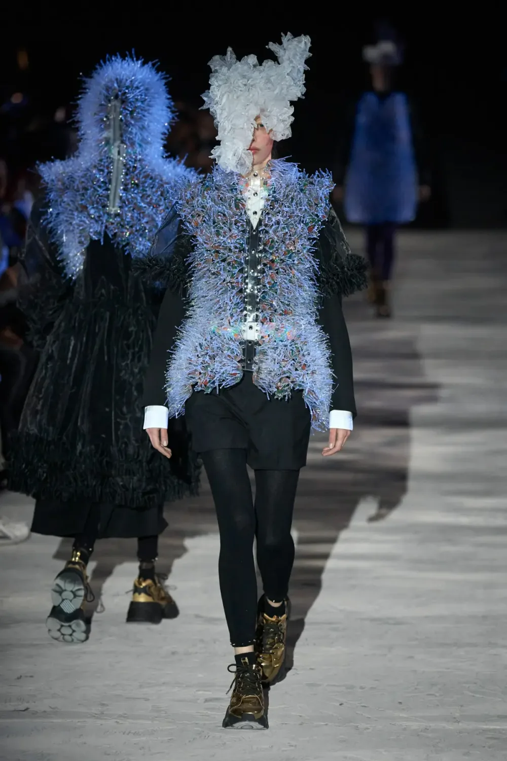 ノワールケイニノミヤ 2025年秋冬 LOOK 4