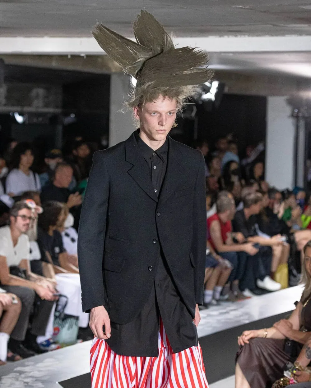 コムデギャルソンオムプリュス 2023年春夏 LOOK 13 / VIEW 2