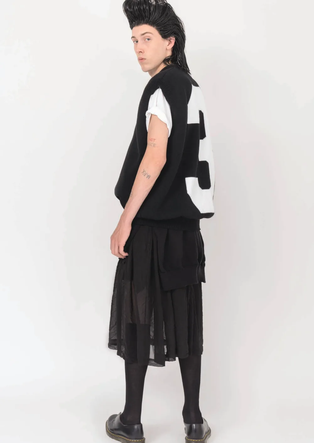 ブラックコムデギャルソン 2021年秋冬 LOOK 12