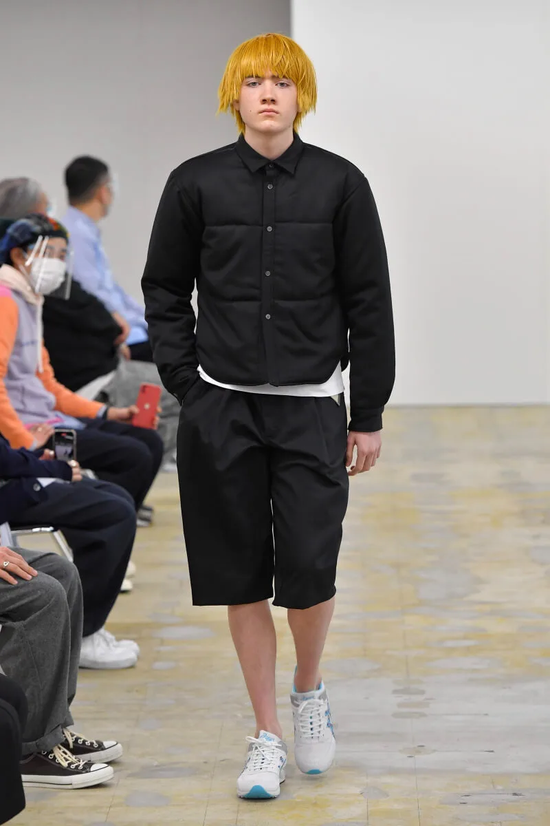 コムデギャルソンシャツ 2021年秋冬 LOOK 15