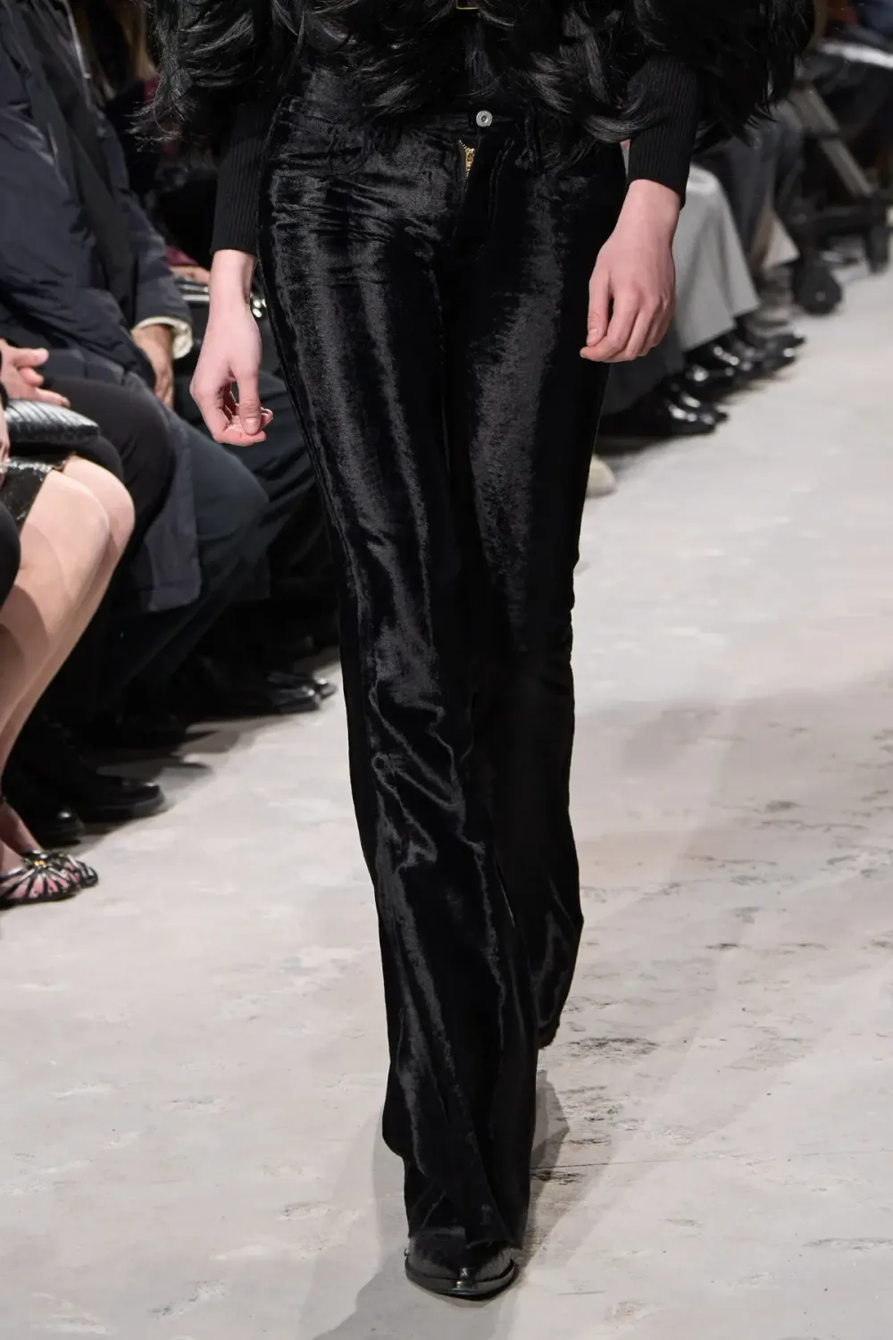 ジュンヤワタナベ 2025年秋冬 LOOK 19 / VIEW 3