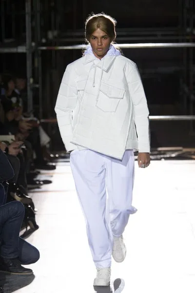 コムデギャルソンオムプリュス 2018秋冬 LOOK 9