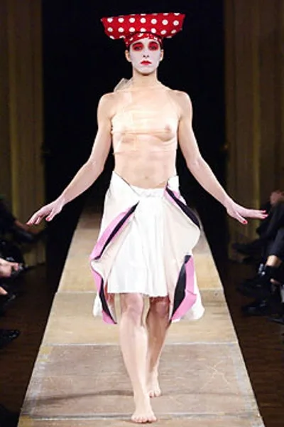 コムデギャルソン 2004春夏 LOOK 16