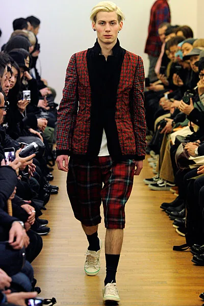 コムデギャルソンシャツ 2010秋冬 LOOK 10