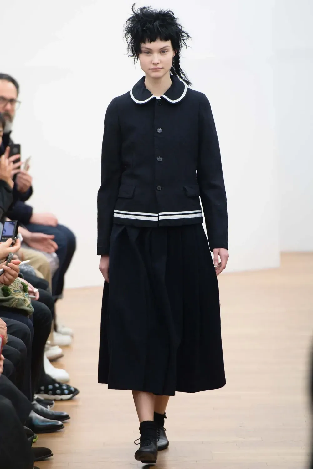 コムデギャルソン コムデギャルソン 2015年秋冬 LOOK 2