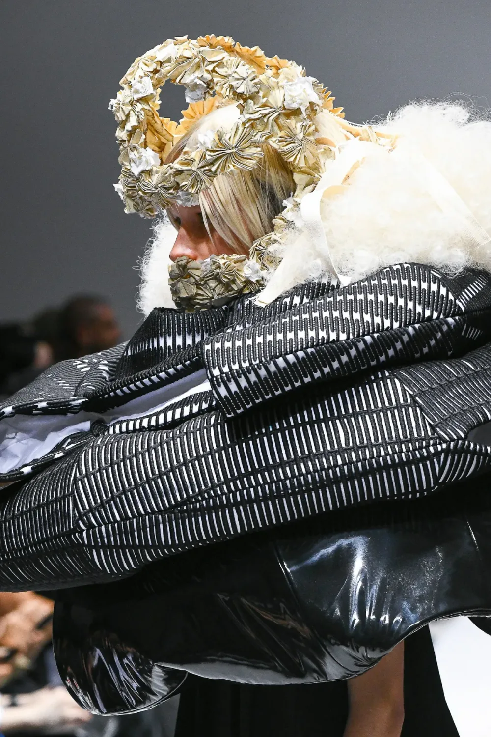 コムデギャルソン 2023年春夏 LOOK 12 / VIEW 2