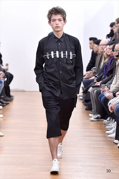 コムデギャルソンシャツ 2016秋冬 LOOK 30