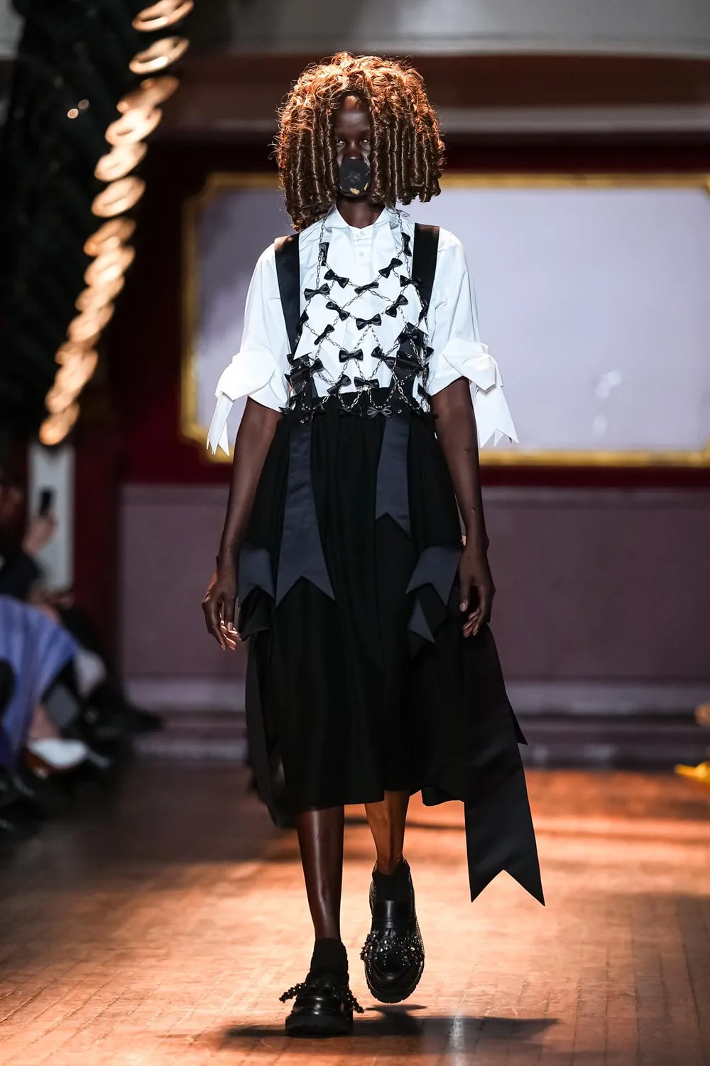 ノワールケイニノミヤ 2027年春夏 LOOK 9