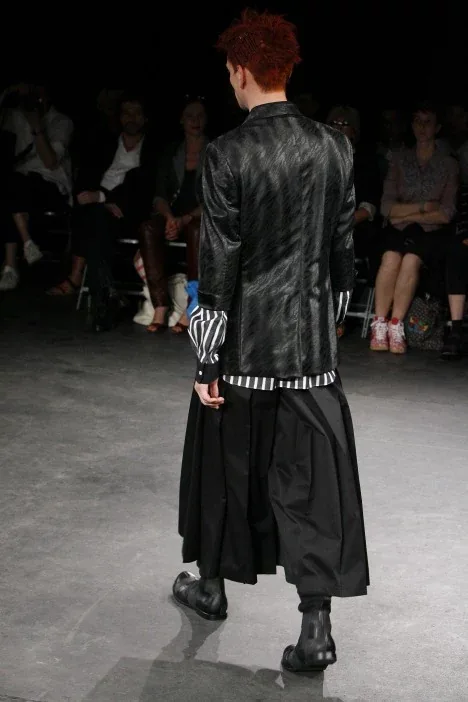 コムデギャルソンオムプリュス 2009春夏 LOOK 25 / VIEW 3