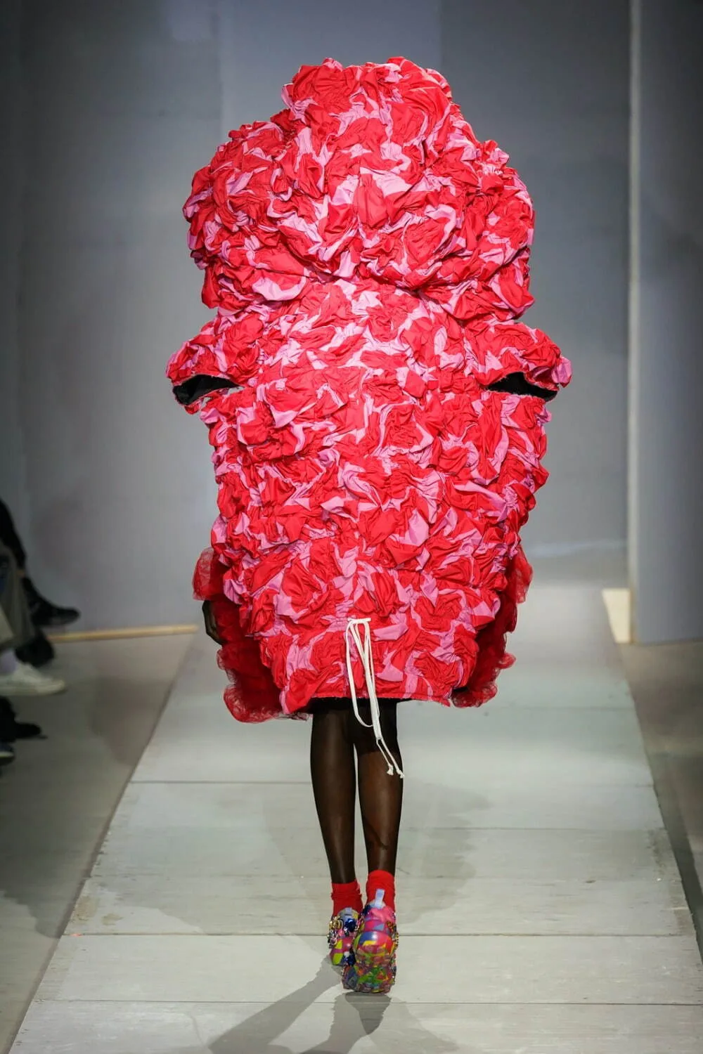 コムデギャルソン 2024年春夏 LOOK 19 / VIEW 4