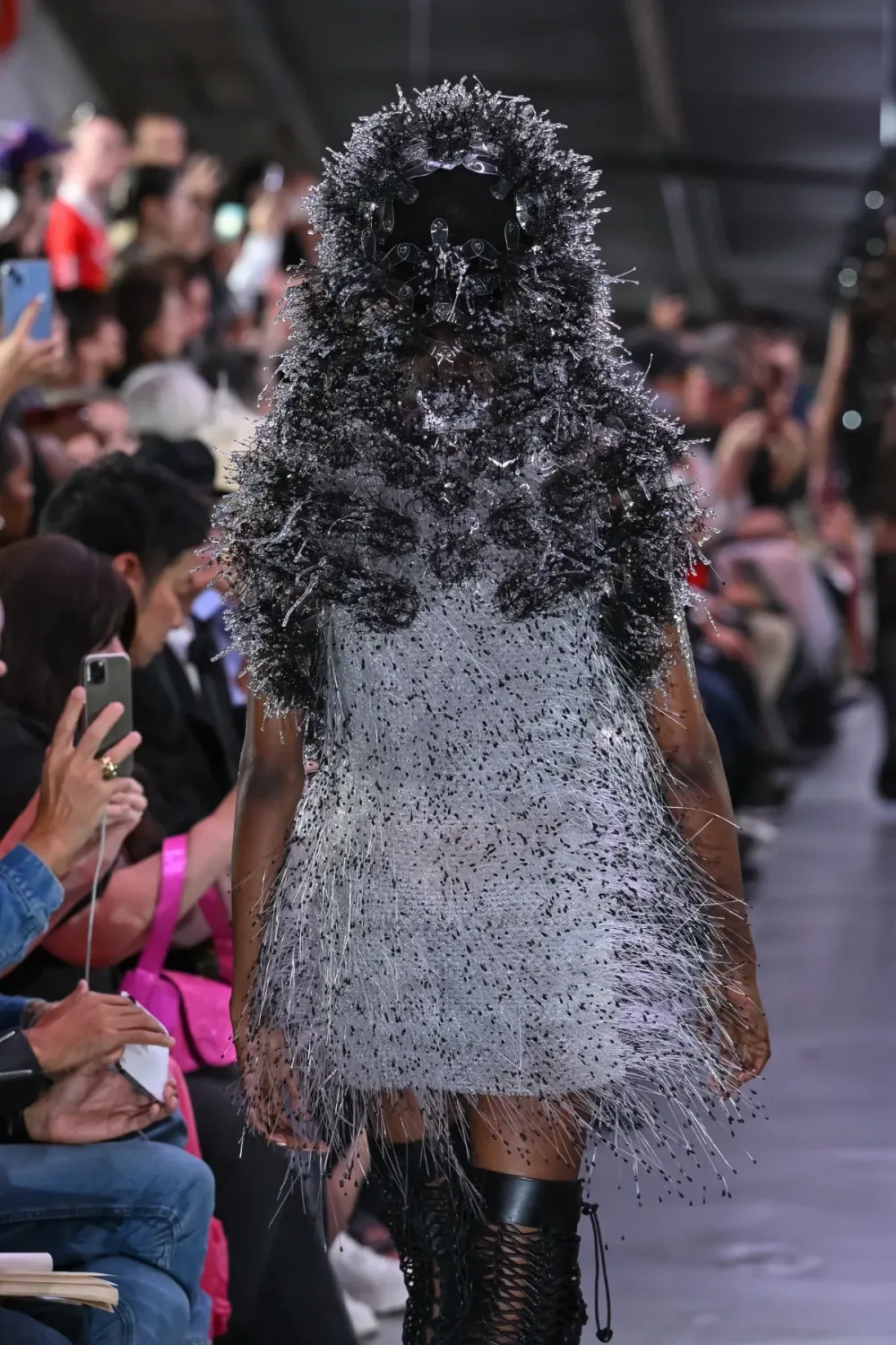 ノワールケイニノミヤ 2024年春夏 LOOK 20 / VIEW 3