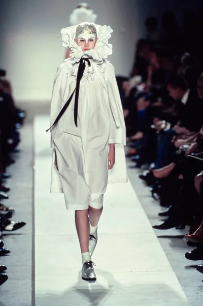 コムデギャルソン 2002春夏 LOOK 50