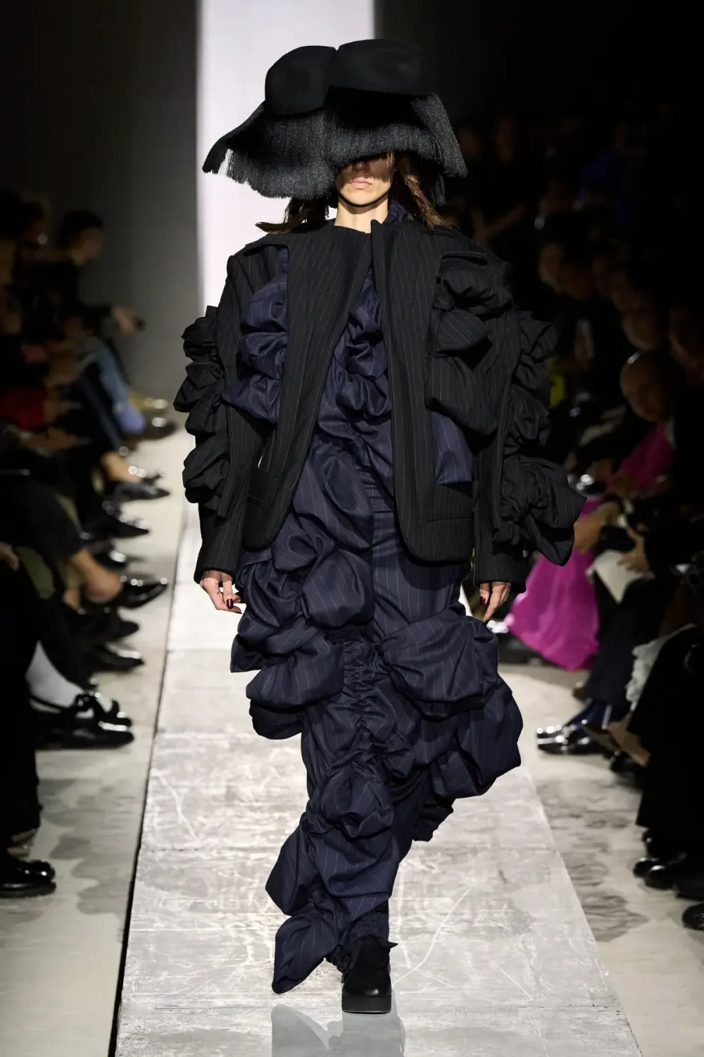 コムデギャルソン 2025年秋冬 LOOK 12