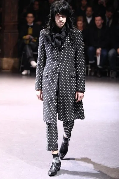 HOMME PLUS 2012 AWの同シーズン掲載写真。