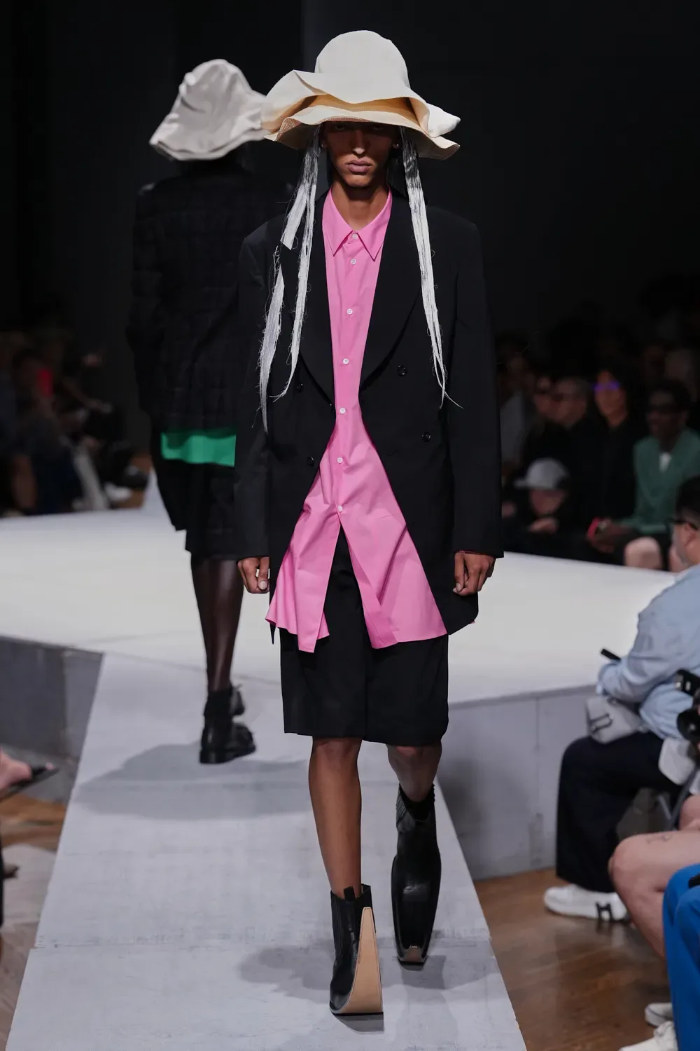 コムデギャルソンオムプリュス 2027年春夏 LOOK 29