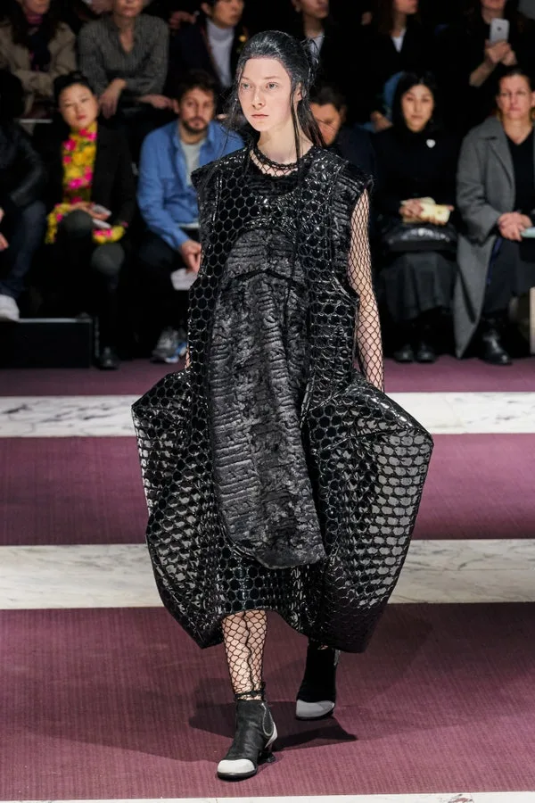 コムデギャルソン 2019秋冬 LOOK 34