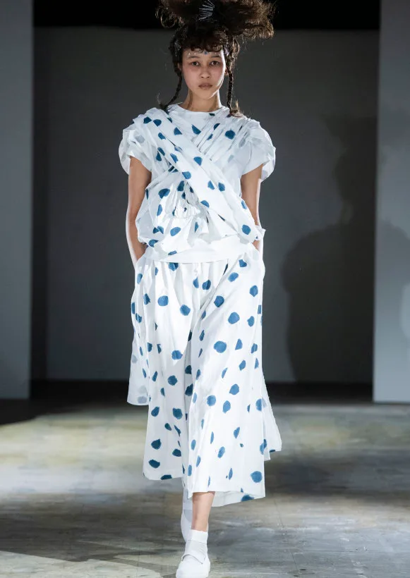 タオ 2024年春夏 LOOK 2