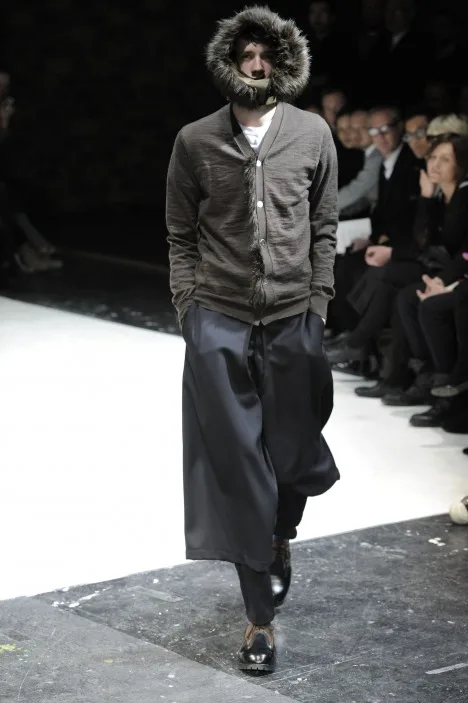 コムデギャルソンオムプリュス 2010秋冬 LOOK 34
