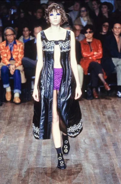 コムデギャルソン 2001秋冬 LOOK 41