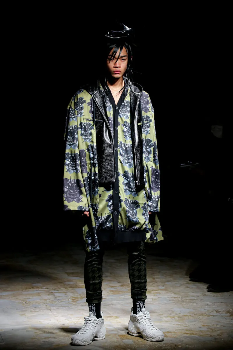 コムデギャルソンオムプリュス 2021年秋冬 LOOK 30