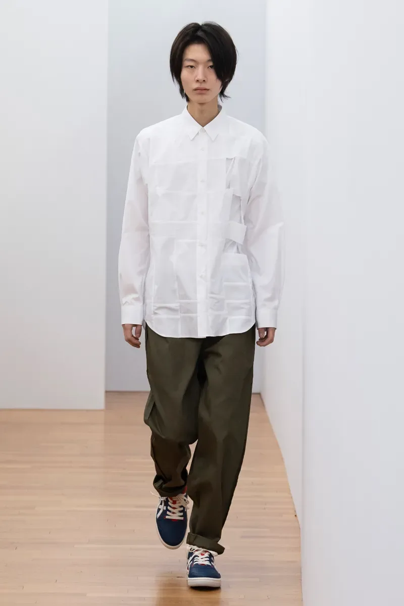 コムデギャルソンシャツ 2023年秋冬 LOOK 32