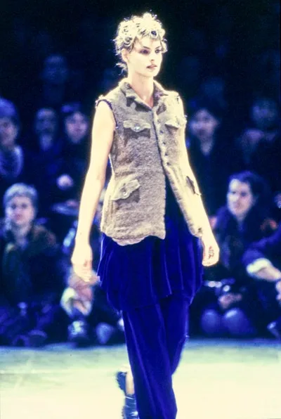 コムデギャルソン 1994秋冬 LOOK 87